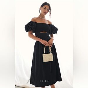 Moon River Black Off-Shoulder Maxi Dress BRAND NEW WITH TAGS SIZE SMALL